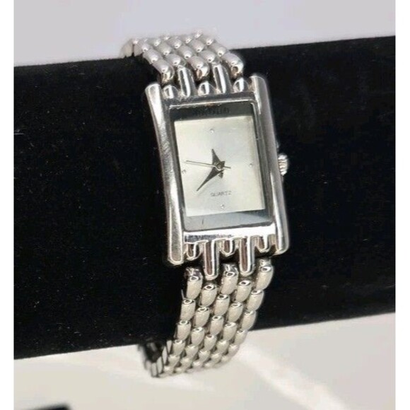 Vintage Paolo GUCCI Metal Silvertone Link Ladies Elegant Watch 7.5\